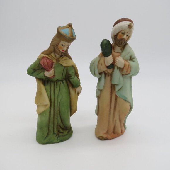 VINTAGE Painted Porcelain Ceramic Nativity Set with 9 Figures Jesus - Picture 2 of 6